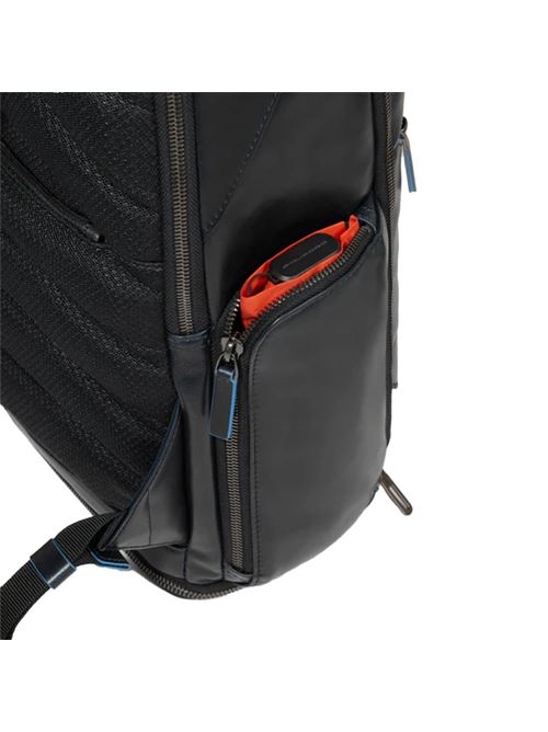 15,6-Laptop-Rucksack aus Leder PIQUADRO | CA6592B2BMZN