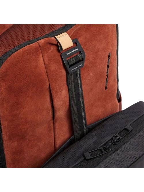 Zaino uomo porta pc 14 con porte USB e USB Type C PIQUADRO | CA7188W145CUS