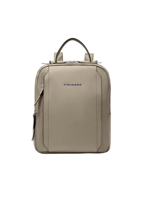 Lyra backpack woman carries iPad Pro 12.9 PIQUADRO | CA5566W92TEBE