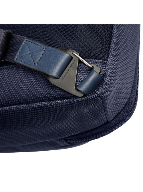 Zaino monospalla uomo in tessuto riciclato PIQUADRO | CA6934S143EBLU