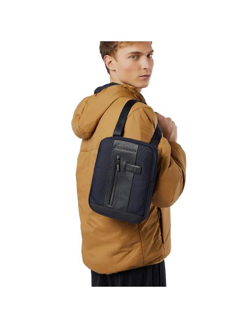 Mens bag for iPad PIQUADRO | CA1816BR2BLU